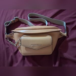 Michael Kors Leather Power Waist Pack New No Tags